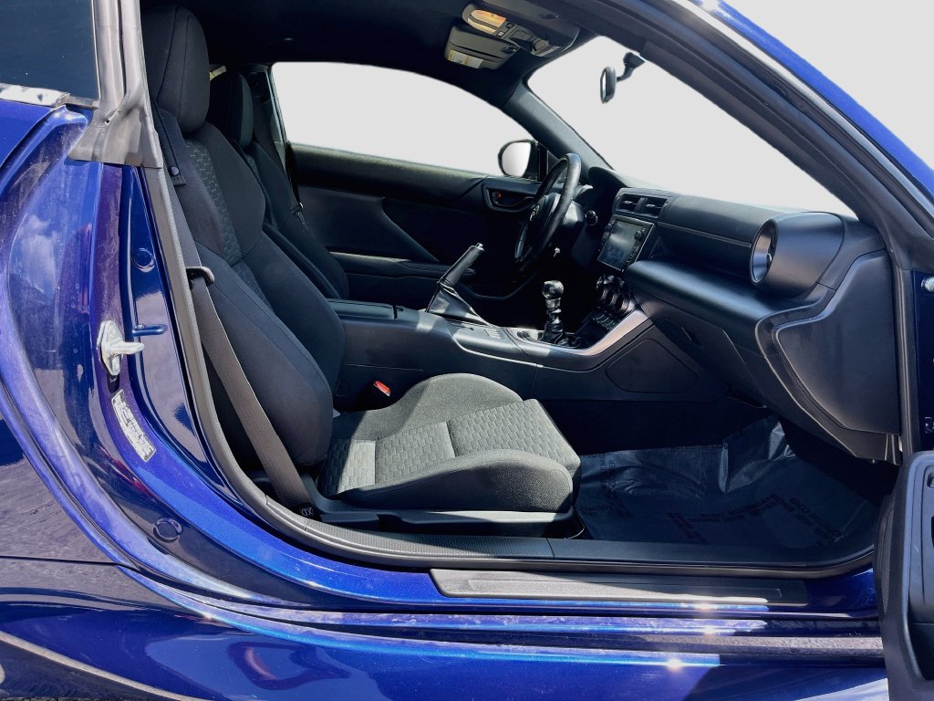 Used 2023 Toyota GR86 RWD image 25