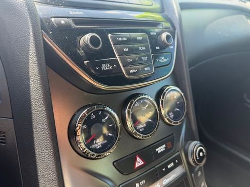 Used 2015 Hyundai Genesis 3.8 RWD image 26