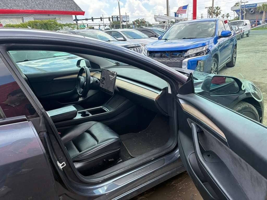 Used 2021 Tesla Model 3 Standard Range Plus RWD image 15