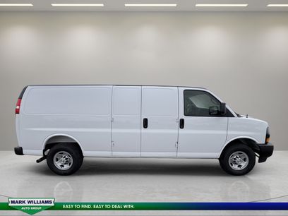 New 2026 Chevrolet Express 2500 Extended w/ Driver Convenience Package