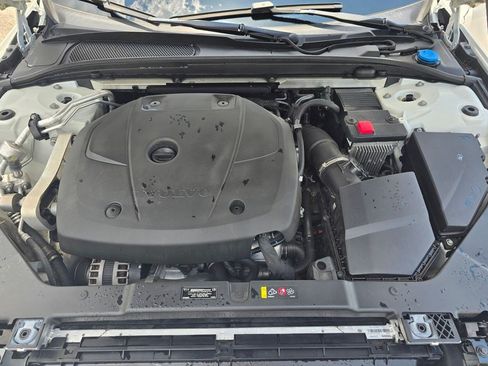 Used 2020 Volvo S60 T5 Momentum FWD image 12