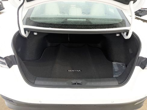 New 2026 Nissan Sentra SL w/ Floor Mat Package FWD image 7