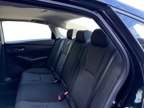 Used 2023 Honda Accord EX image 11