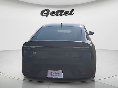 New 2026 Toyota Prius Plug-In Hybrid FWD image 7