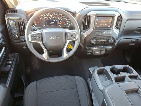 Used 2022 Chevrolet Silverado 1500 Custom Trail Boss w/ Safety Confidence Package image 11