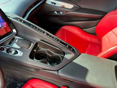 Used 2022 Chevrolet Corvette 1LT w/ Z51 Performance Package image 31