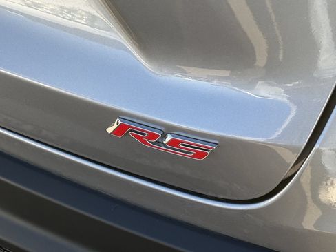 Used 2024 Chevrolet Trax RS FWD image 8