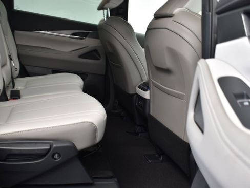 Used 2026 INFINITI QX60 Pure w/ Cargo Package image 18