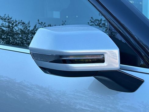 New 2026 Kia EV9 Wind image 12