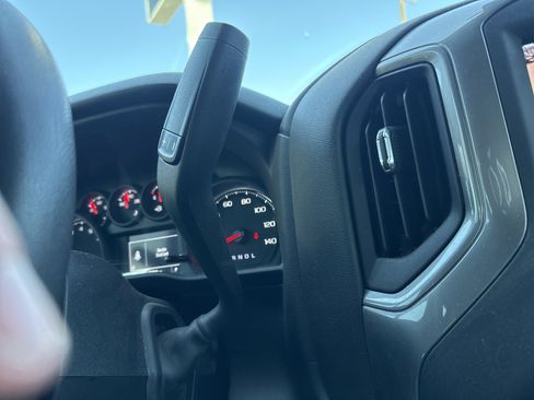 Used 2022 Chevrolet Silverado 1500 Custom image 22