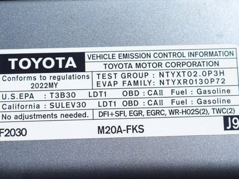 Used 2022 Toyota Corolla Cross L image 13