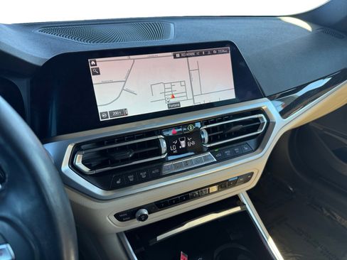 Used 2019 BMW 330i Sedan w/ Driving Assistance Package image 15