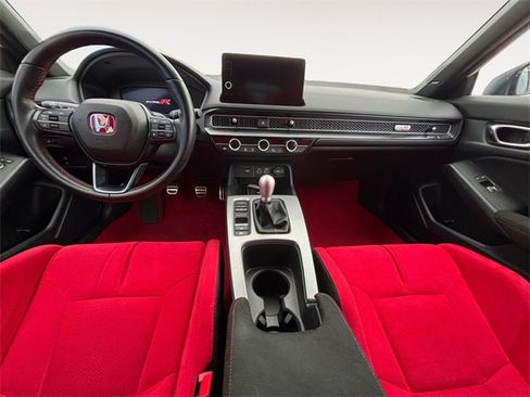 Used 2023 Honda Civic Type R image 10