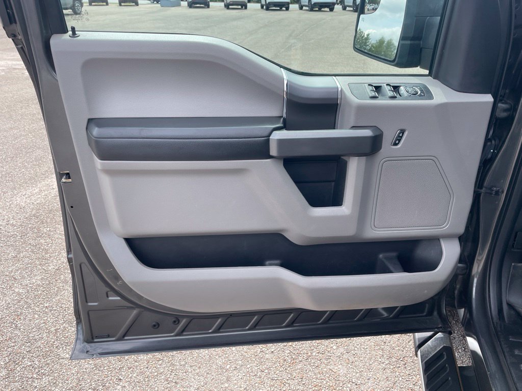 Used 2018 Ford F150 XLT w/ Equipment Group 301A Mid AWD/4WD image 15