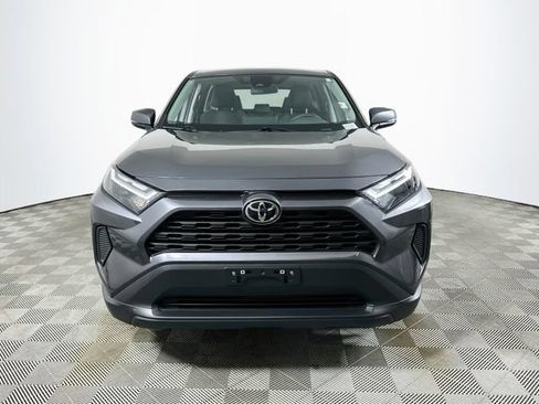 Used 2025 Toyota RAV4 LE AWD/4WD image 8