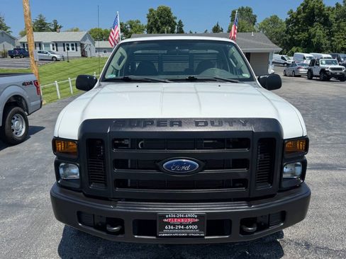 Used 2009 Ford F350 2WD Regular Cab Super Duty image 3