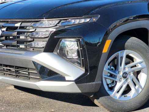 New 2026 Hyundai Tucson SE image 9