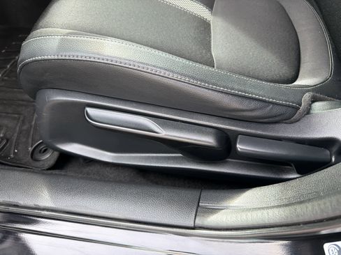 Used 2019 Honda Civic Sport image 19