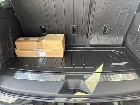 New 2026 GMC Yukon AT4 Ultimate w/ LPO, Floor Liner Package AWD/4WD image 57