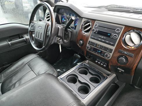 Used 2011 Ford F350 Lariat image 31
