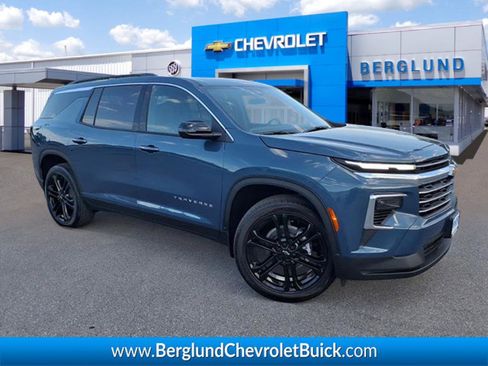 New 2026 Chevrolet Traverse LT AWD/4WD image 1