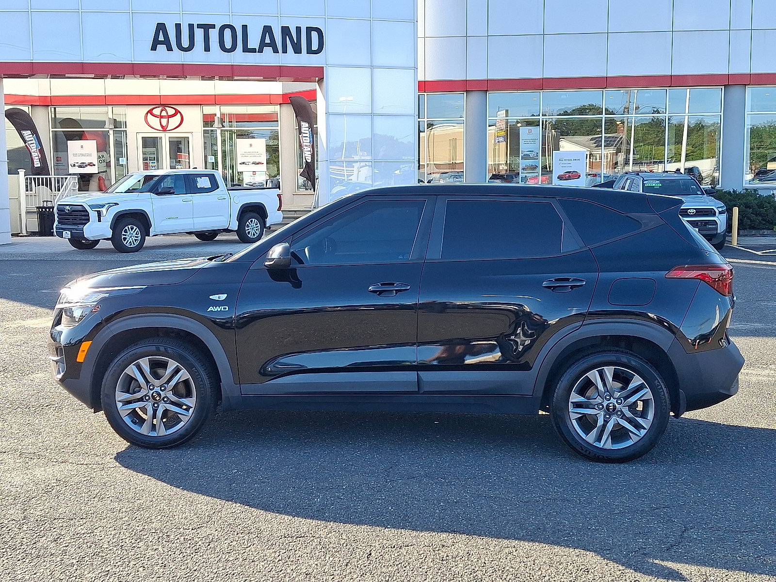 Used 2021 Kia Seltos LX AWD/4WD image 4
