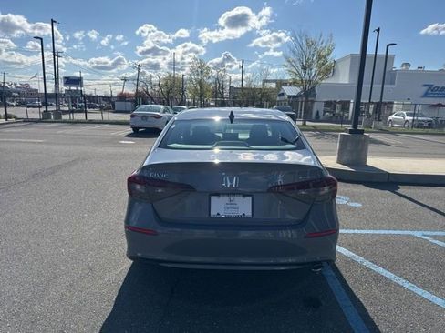 Used 2025 Honda Civic Sport image 7
