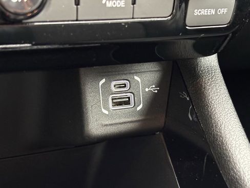 New 2026 Jeep Compass Latitude image 16