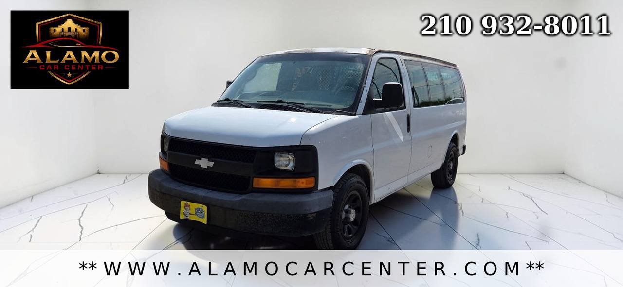 Used 2009 Chevrolet Express 1500 RWD image 1