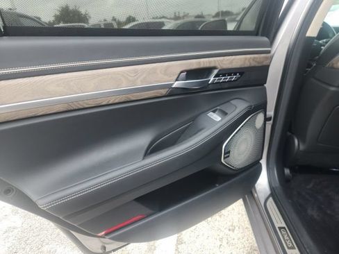 Used 2021 Genesis G90 5.0 Ultimate RWD image 23