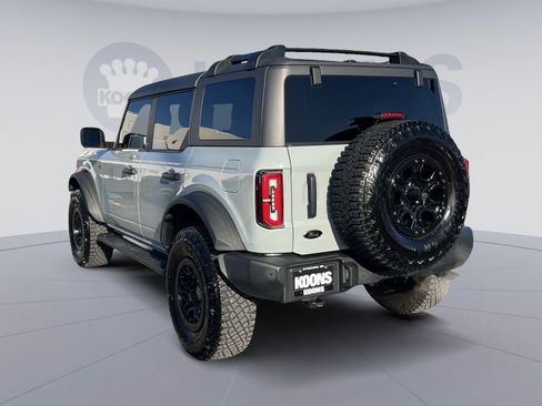 Used 2023 Ford Bronco Wildtrak image 4
