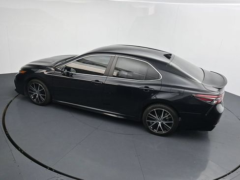Used 2024 Toyota Camry SE w/ Cold Weather Package AWD/4WD image 27