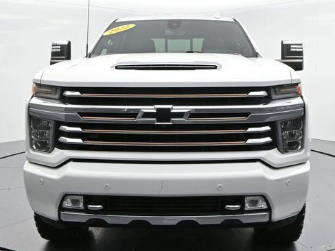 Used 2022 Chevrolet Silverado 2500 High Country AWD/4WD image 2