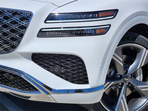 Used 2025 Genesis GV80 2.5T Prestige image 5