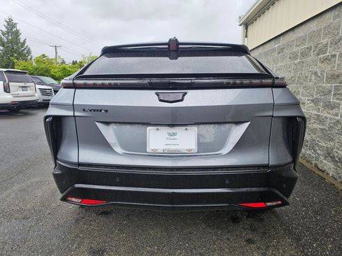 Used 2023 Cadillac Lyriq 2WD image 6