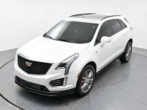 Used 2025 Cadillac XT5 Sportv w/ Technology Package image 38