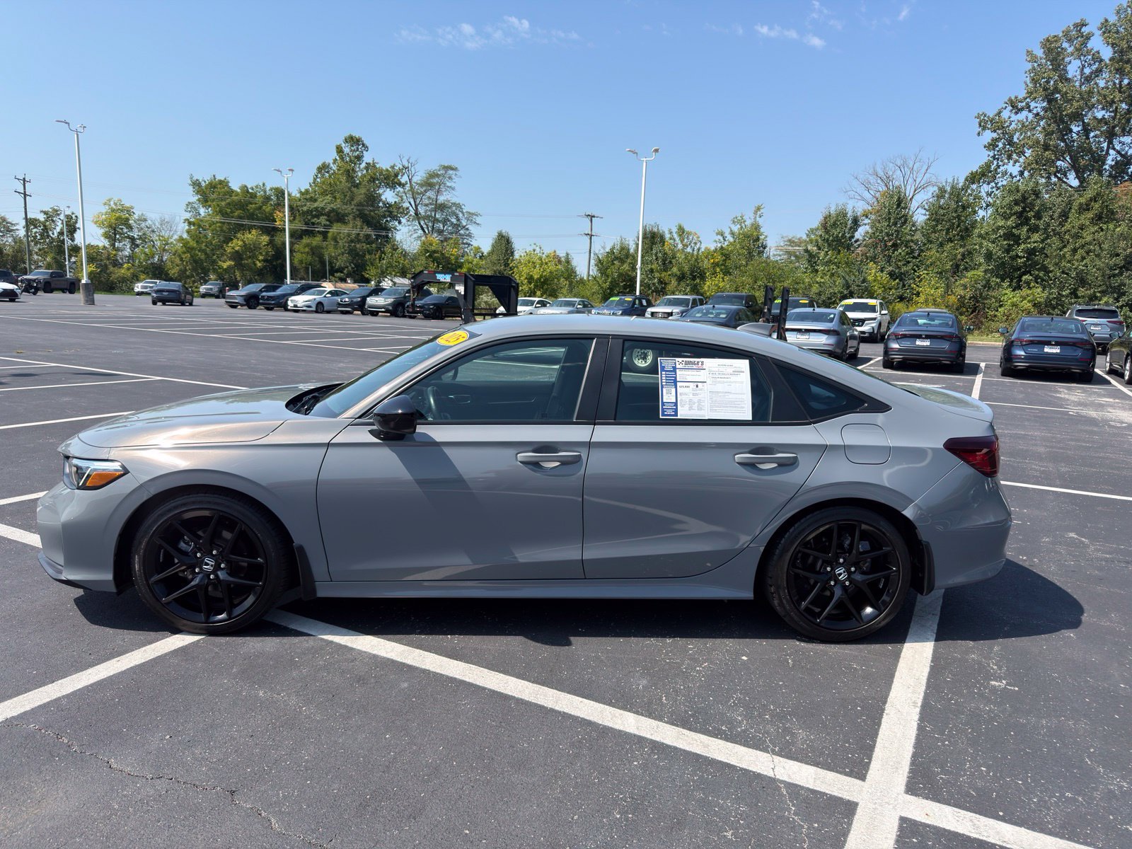 Used 2025 Honda Civic Sport image 3