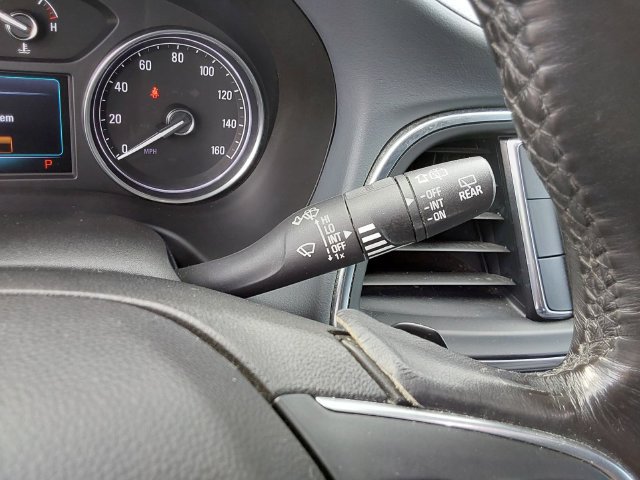 Used 2018 Buick Enclave Essence FWD image 27