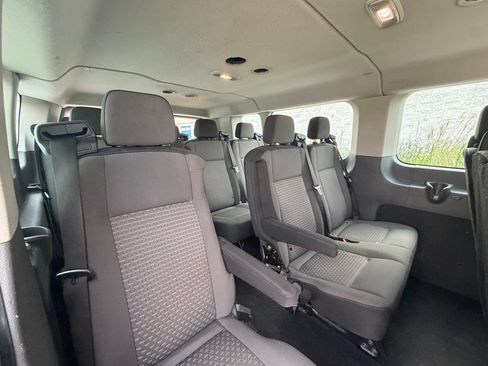 Used 2023 Ford Transit 350 XLT RWD image 10