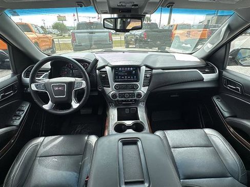 Used 2018 GMC Yukon SLT w/ Premium Edition image 21