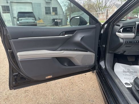 Used 2023 Toyota Camry XSE w/ Cold Weather Package image 26