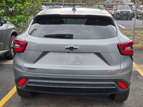 Used 2024 Chevrolet Trax RS w/ Driver Confidence Package FWD image 6