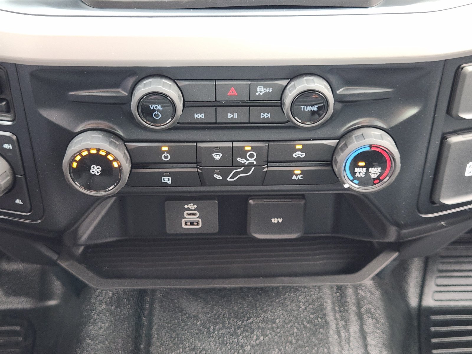 New 2026 Ford F350 XL AWD/4WD image 19