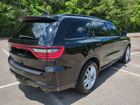Used 2023 Dodge Durango R/T AWD/4WD image 4