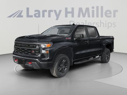 Used 2025 Chevrolet Silverado 1500 Custom Trail Boss w/ LPO, Dark Essentials Package