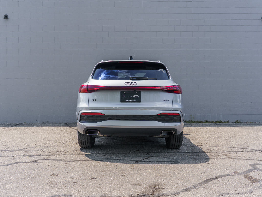 Certified 2025 Audi Q5 Premium w/ Convenience Package AWD/4WD image 6