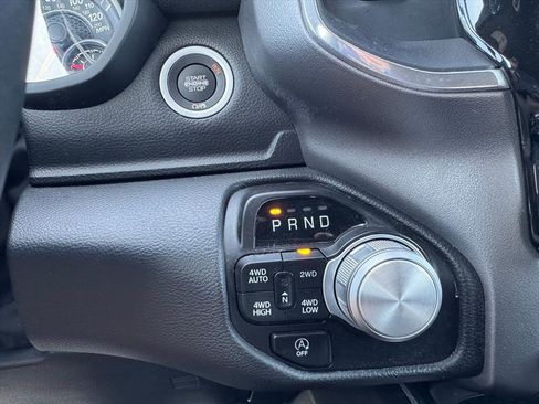 Used 2022 RAM 1500 Laramie AWD/4WD image 22