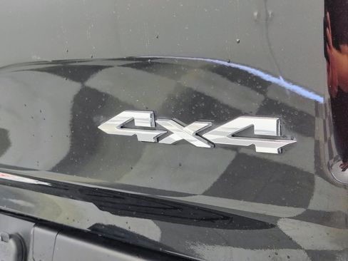 Used 2022 RAM 1500 Limited w/ Body Color Bumper Group image 19