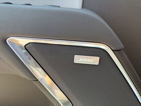 New 2026 GMC Sierra 1500 SLT image 17