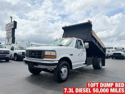 Used 1997 Ford F450 2WD Regular Cab Super Duty image 1